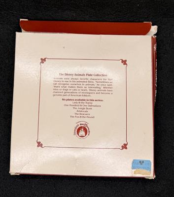 Disney Lady and the Tramp Collector Plate 6" dia NEW