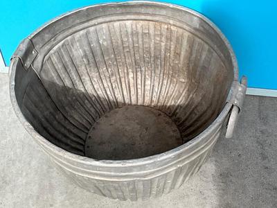 Vintage Aluminum Basket/bucket