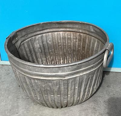Vintage Aluminum Basket/bucket