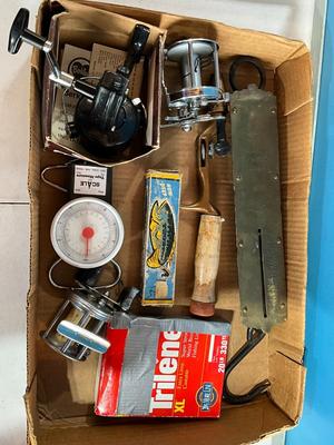 Vintage Fishing Scale with Reels