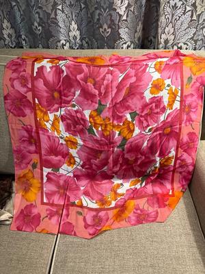 Vintage Oscar de la Renta scarf