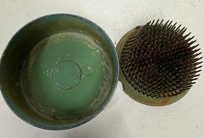 Antique PRIMITIVE Green Metal Pin Round Flower Frog Floral and tray. for storage