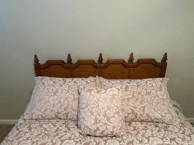 QUEEN CLEAN CLASSIC REST MATTRESS SET WITH HEADBOARD AND FRAME PLUS BEDDING