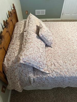 QUEEN CLEAN CLASSIC REST MATTRESS SET WITH HEADBOARD AND FRAME PLUS BEDDING
