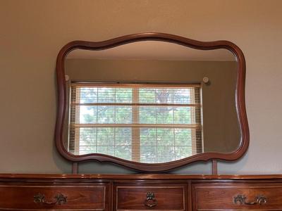 9 DRAWER DRESSER WITH MIRROR