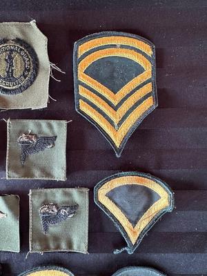 VINTAGE MILITARY PATCHES