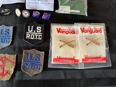 MILITARY PATCHES, PINS AND MEDALS