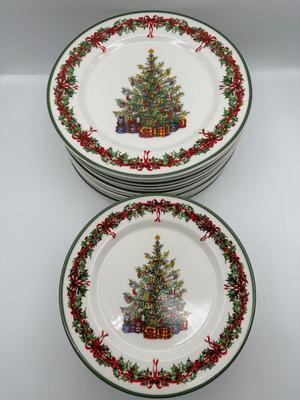 Set of 24 Christopher Radko “Traditions Holiday Celebrations” Christmas Plates