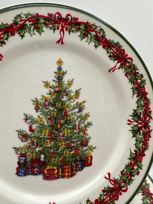 Set of 24 Christopher Radko “Traditions Holiday Celebrations” Christmas Plates
