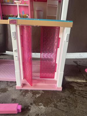 BARBIE DREAMHOUSE AND DREAMCAMPER