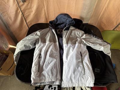 HOODIE AND LIGHTWEIGHT JACKET SIZE LARGE