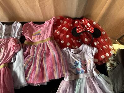 GIRL'S COSTUME/DRESS UP CLOTHES SIZE 4