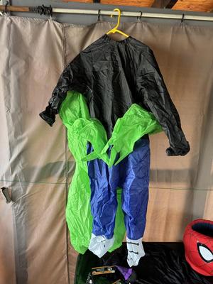 HALLOWEEN COSTUMES AND DECORATIONS