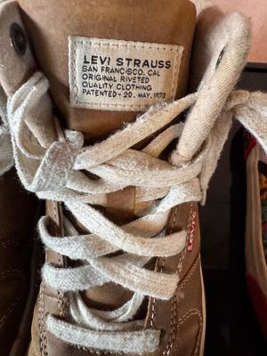 KIDS SHOES SIZE 13 - 2