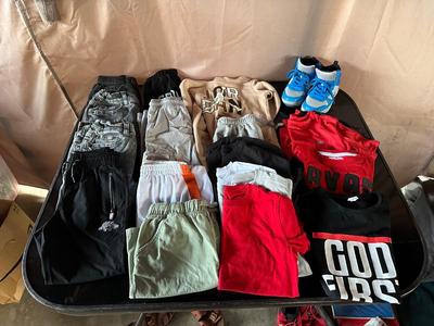 BOYS CLOTHES 8-9 AND SHOES SIZE 1