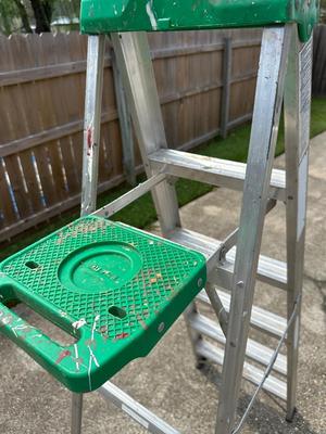 Aluminum 6-Foot Step Ladder