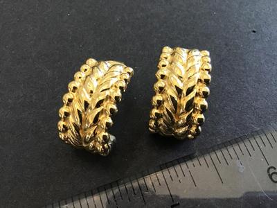 Gold Tone Clip on Earrings
