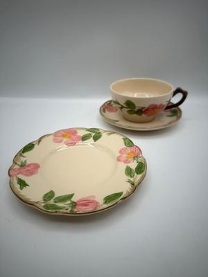 Franciscan Desert Rose — Dessert Plates, Cups & Saucer
