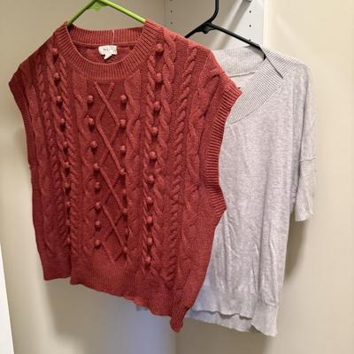 Tops & Dresses by Anthropologie, Athleta, Banana Republic, & More, Size XS/S (UGB3-HS)