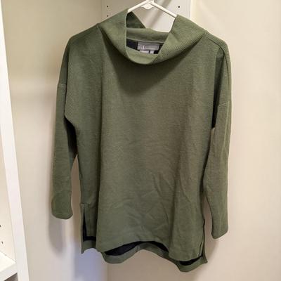 Tops & Dresses by Anthropologie, Athleta, Banana Republic, & More, Size XS/S (UGB3-HS)