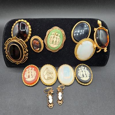 LOT 2J: Vintage Brooches and Pair of Earrings