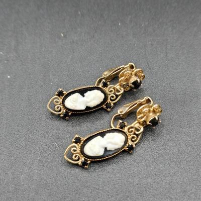 LOT 2J: Vintage Brooches and Pair of Earrings