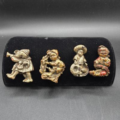 LOT 4J: Vintage House of Schrager Pins