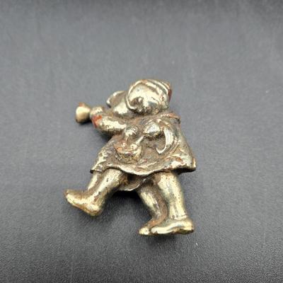 LOT 4J: Vintage House of Schrager Pins