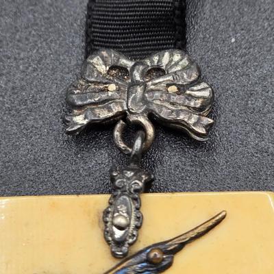 LOT 5J: Antique Adjustable Slide Ribbon Pendant Necklace
