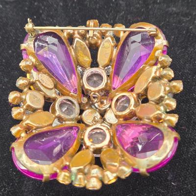LOT 7J: Magnificent Shreiner NY Brooch