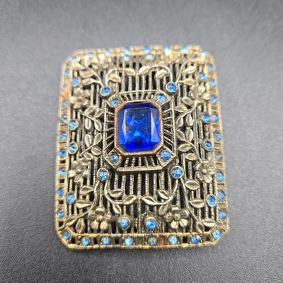 LOT 8J: Beautiful Antique Brooches