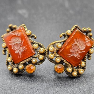LOT 10J: Unique Vintage 16 Inch Intaglio Necklace and Matching Earrings