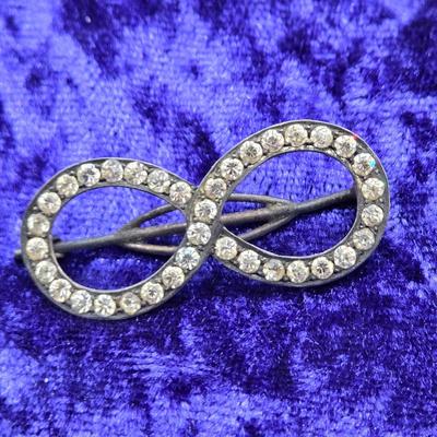 LOT 11J: Variety of Antique Buttons, Shoe Clips, and More
