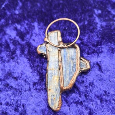 LOT 14J: Artisan Crystal, Druzy, and Gemstone Pendants