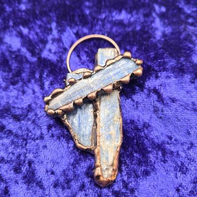 LOT 14J: Artisan Crystal, Druzy, and Gemstone Pendants