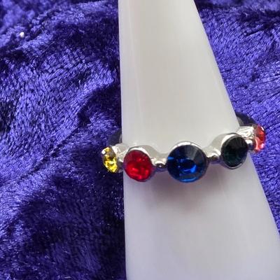 LOT 16: Assorted Vintage Rings