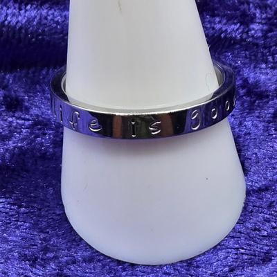 LOT 16: Assorted Vintage Rings