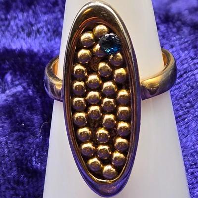 LOT 16: Assorted Vintage Rings