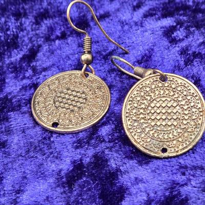LOT 17J: Variety of Earrings Including One Pair of Abalone
