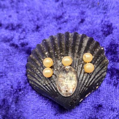 LOT 19J: Gemstone Foo Dog Pendant, Antique Czech Glass Brooch, and More