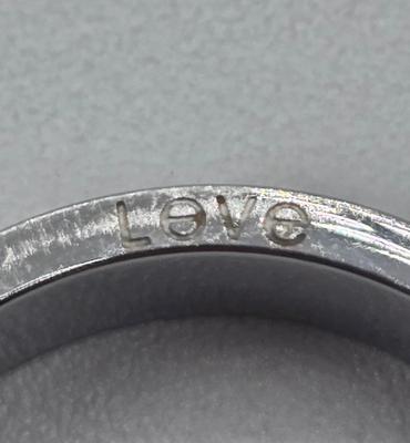 LOT 23J: 18K White Gold Cartier 750 love Wedding Band/ Size 9/ 4,2 Grams