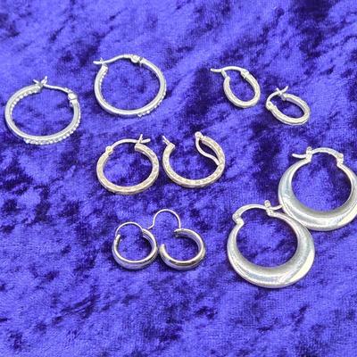 LOT 30J: Multiple Pairs of Sterling Hoop Earrings / 18.1 grams