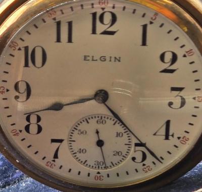 LOT 35J: Beautifully Designed Vintage Elgin Pocket Watch