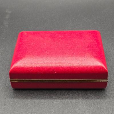 LOT 39J: Elgin 17 Jewels Watch