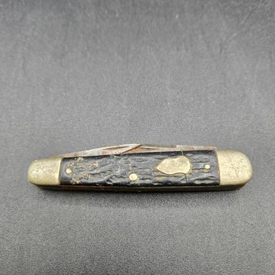 LOT 40J: Various Pocket Knives