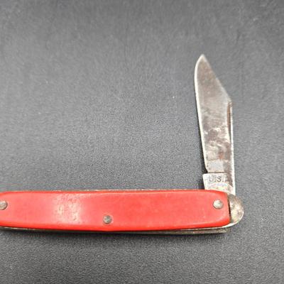 LOT 40J: Various Pocket Knives