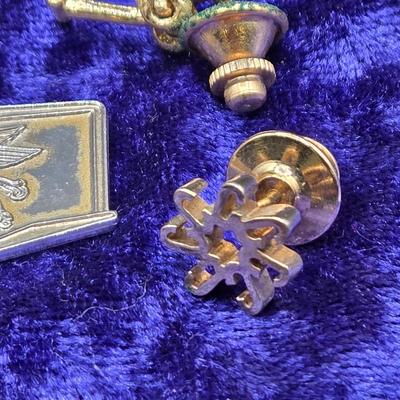 LOT 42J: Collection of Tie Clips, Tack Pins, Cuff Links, Buttons, Money Clips, and More