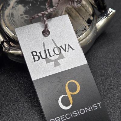 LOT 43J: NIB Bulova Watch
