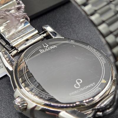 LOT 43J: NIB Bulova Watch