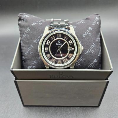LOT 43J: NIB Bulova Watch